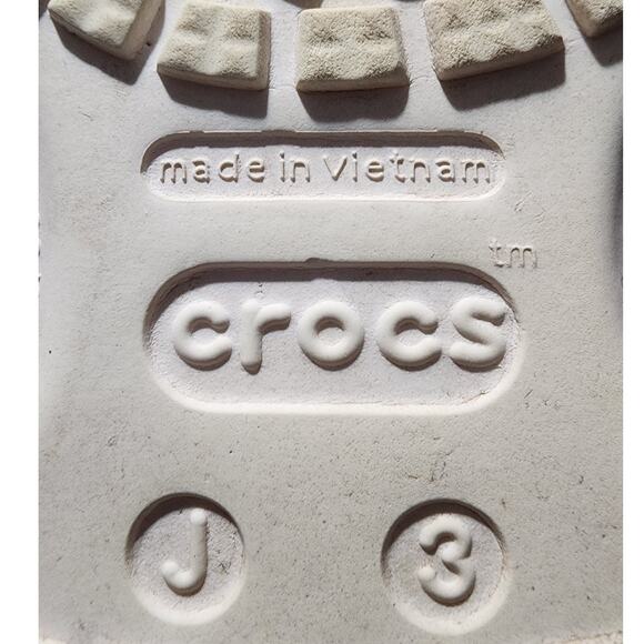 Crocs Unisex Slip-Ons Classic Character Dinosaur Print Clog Size J3 - Picture 7 of 7